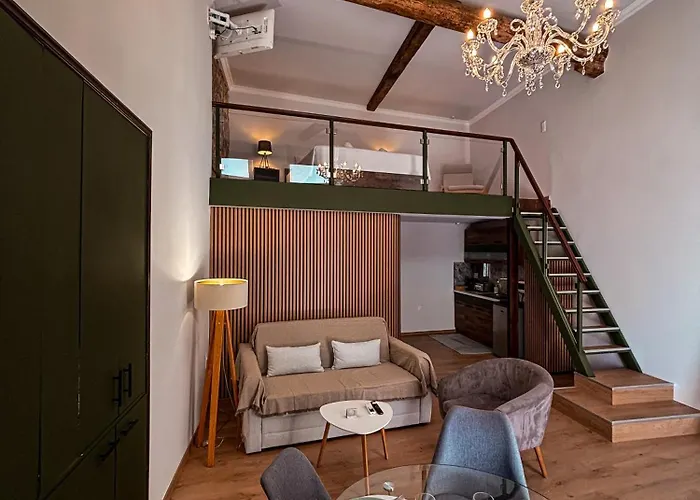 Centro - Luxury At Center Pylos